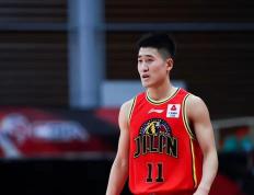 辽宁男篮客场击败吉林男篮，取得连胜