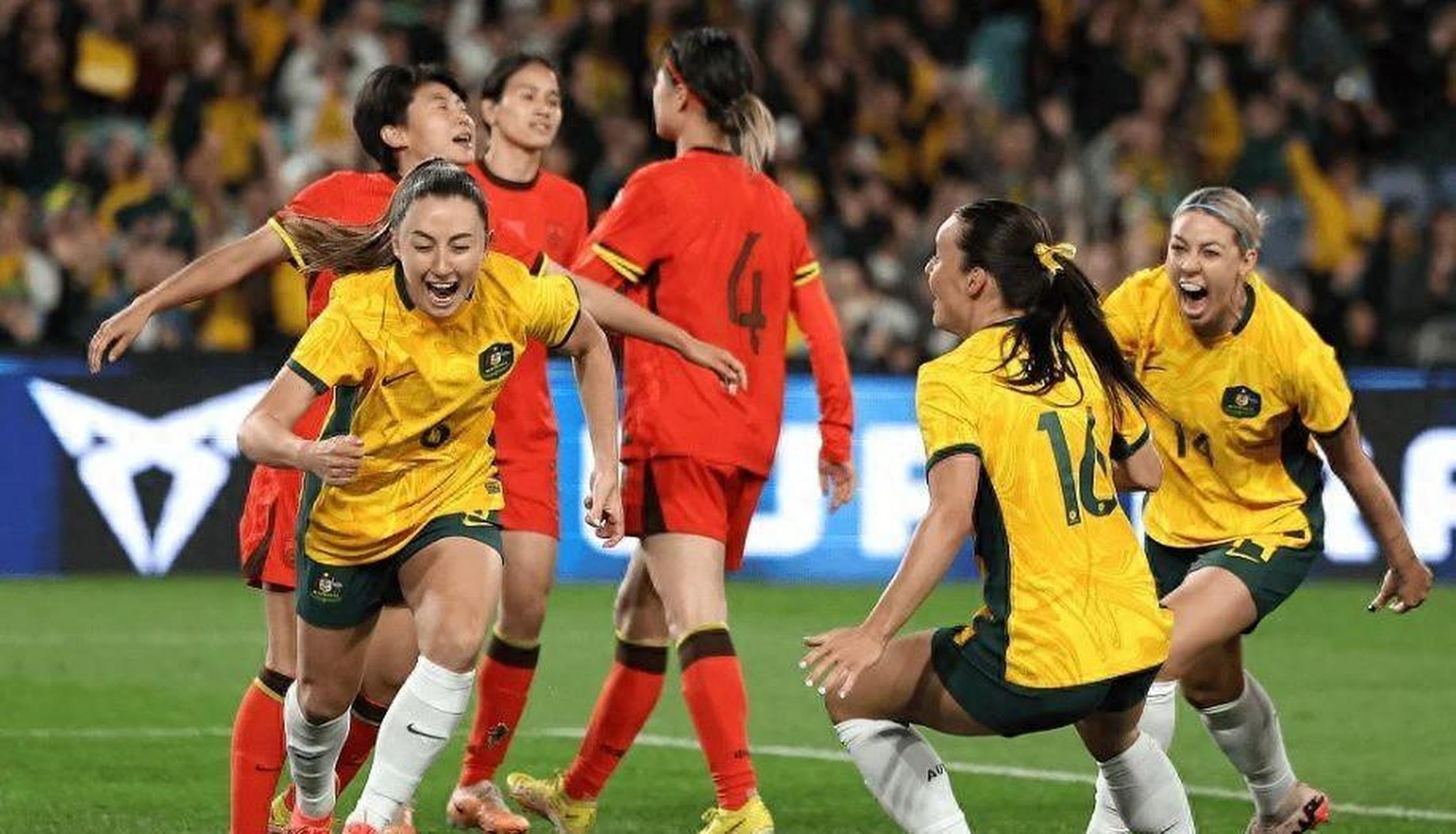 国际体育圈：女足比赛带来的激烈竞争！